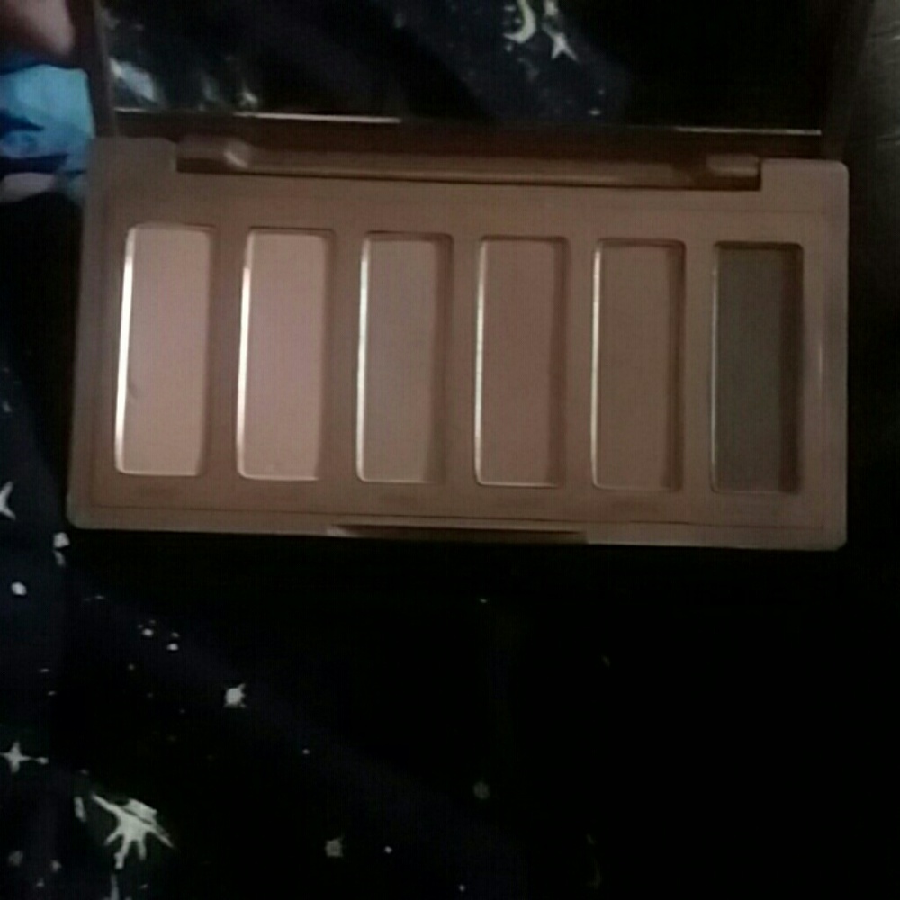 Urban decay naked basics 2